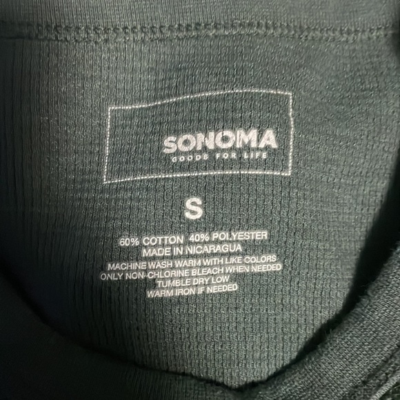 Long Sleeve Shirts in a Bundle - Picture 2 of 5